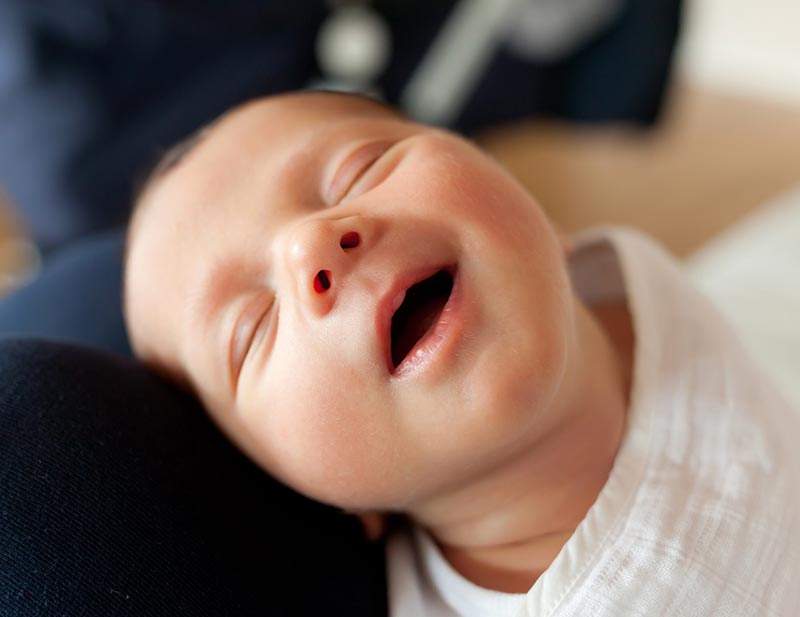 Bebés recién nacidos: aspectos básicos del sueño